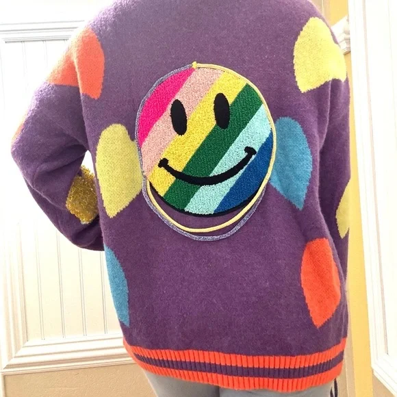 Vibrant Heart Patterned Women's Cardigan - Picture 5 of 9